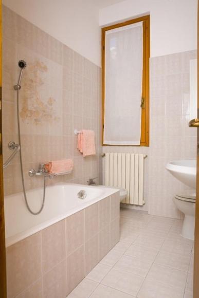 Casa Olimpia Apartment Tremezzo Room photo